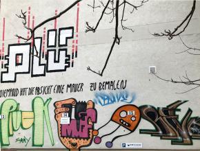 Tags & Writing auf Hauswand