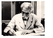 Eigenh. Brief Albert Schweitzers an Prof. A. Gitter (Stollberg, Erzgebirge), Lambarene, 1963