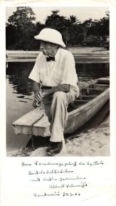 Gewidmetes Foto - Albert Schweitzer für Berthele Schleicher, Lambarene 1964