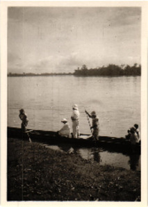 Foto mit beschriftetem Kuvert - Albert Schweitzer, Lambarene 1933