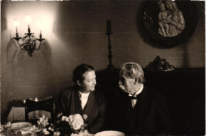 Beschriftetes Foto - Albert Schweitzer & Frau Schmitt, Nierstein 1955