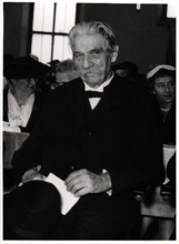 Beschriftetes Foto - Albert Schweitzer und Emmy Martin, Frankfurt a. M. 1955