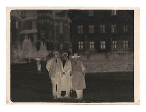 Fotonegativ von Emmy Martin, Albert Schweitzer und Albers, mit beschriftetem Kuvert von Emmy Martin