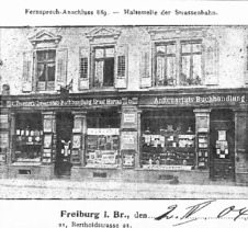 Postkarte mit Buchhandlung in Freiburg im Breisgau als Motiv
