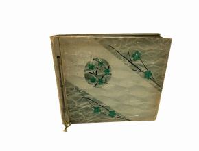 Photoalbum (uncatalogued)