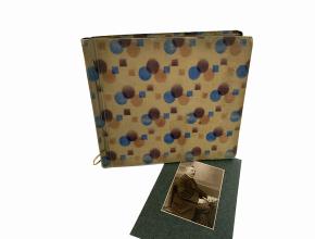 Photoalbum (uncatalogued)