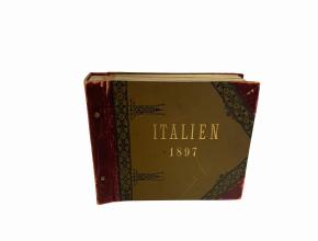 Photoalbum (uncatalogued)