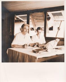 Albert Schweitzer und Mathilde Kottmann - bei der Durchreise durch Port-Gentil.