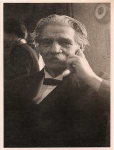 Portraitaufnahme v. Albert Schweitzer