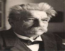 Portraitaufnahme von Albert Schweitzer