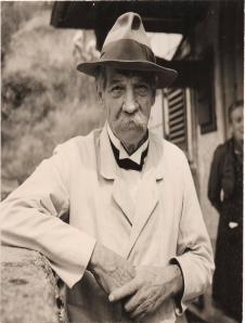 Portraitaufnahme Albert Schweitzers in Gunsbach