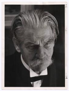 Porträt von Albert Schweitzer in London (1955).