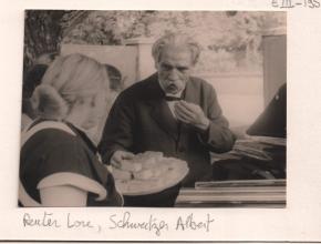 Hochzeit von Louis Mayer & Dora Hagemeyer in Nierstein. Abgebildet Lore Reuter, Albert Schweitzer