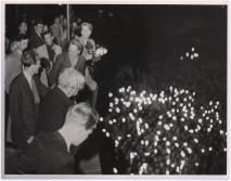 Albert Schweitzer und Opsahl Torkel während der Studentenfeier in Oslo. (1954)