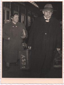 Marie Woytt-Secretan und Albert Schweitzer - Abfahrt vom Bahnhof Colmar.