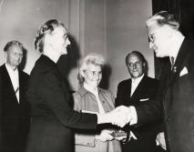 Mathilde Kottmann mit dem Albert Schweitzer Komitee in Weimar