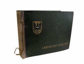 Photoalbum (uncatalogued)