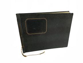 Photoalbum (uncatalogued)