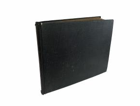 Photoalbum (uncatalogued)